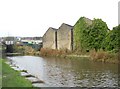 Huddersfield Narrow Canal, Milnsbridge, Linthwaite