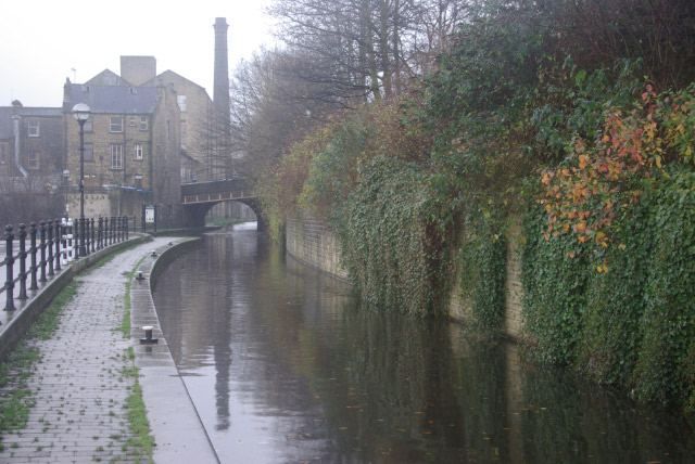 Rochdale Canal, Sowerby Bridge