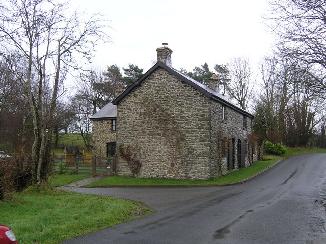 "Pant-tawel" house, near Climery