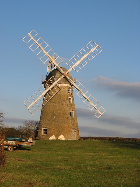 Windmill in the sun © Paul Beaman :: Geograph Britain and Ireland