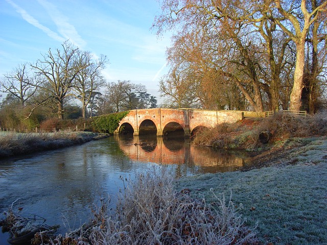 Bridge in Swallowfield Park