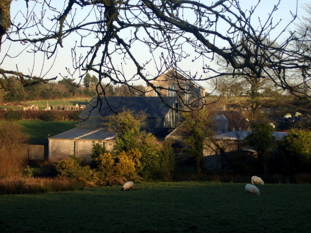 Farm and chapel, Pencwm