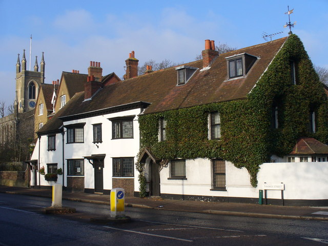 Cottages on Thames Street