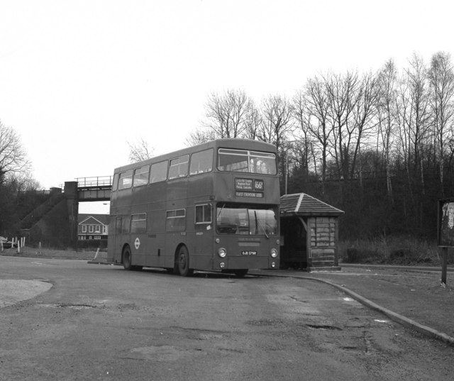 Chipstead Valley bus terminus (2)