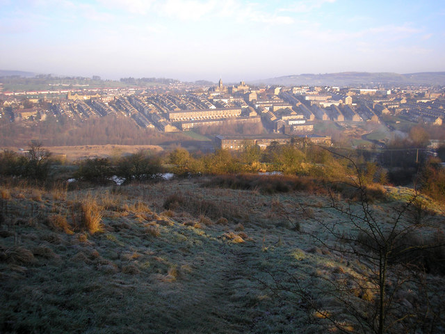 View over Colne on a frosty morning, from 886393