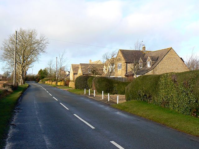 Houses in Chedworth