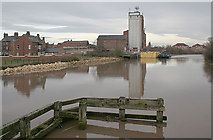 SE6132 : River Ouse at Selby by Alan Murray-Rust