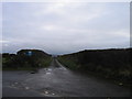 Ffordd gul i Lwynywen / Narrow road to Llwynywen