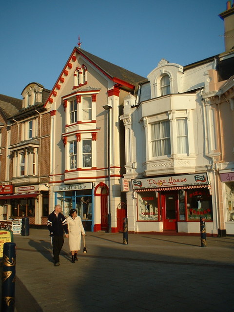 Shops in the Triangle, Teignmouth