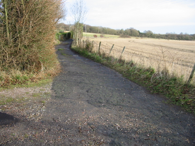 Track and footpath leading to Thornton Lane