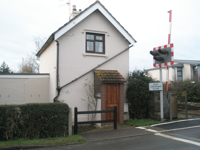 Crossing Keeper's Cottage in Inlands Road