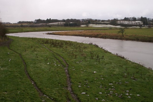 The River Isla north of Coupar Angus
