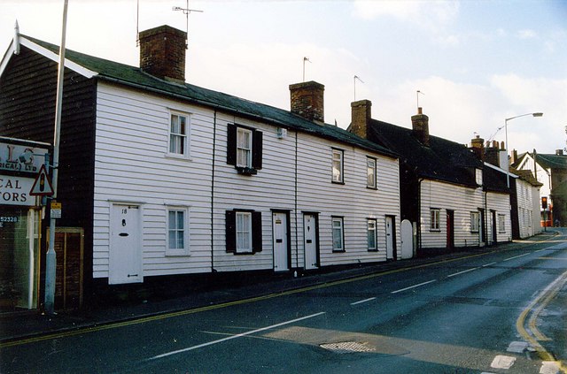 Cottages in Norsey Road, Billericay