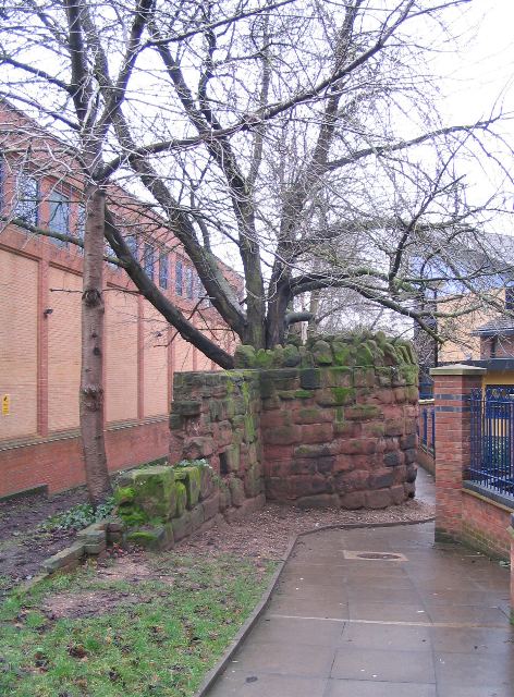 City wall bastion, Upper Well Street