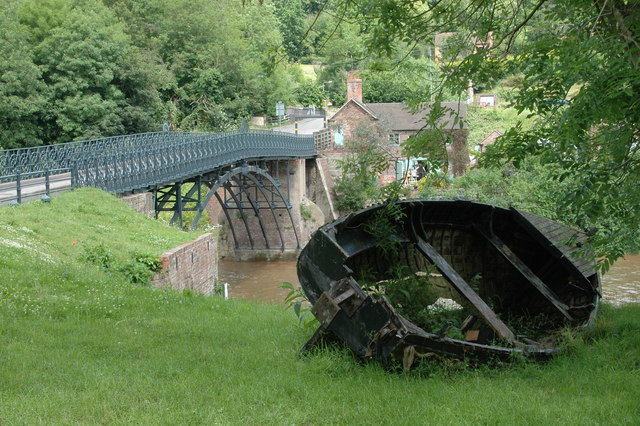 Coalport Bridge (weight restricted) & derelict boat