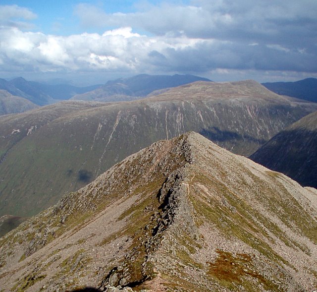 The ridge to Stob Coire Dheirg