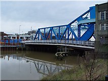 TA1029 : North Bridge, Hull by Peter Church