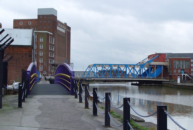 Riverside Footpath, Hull
