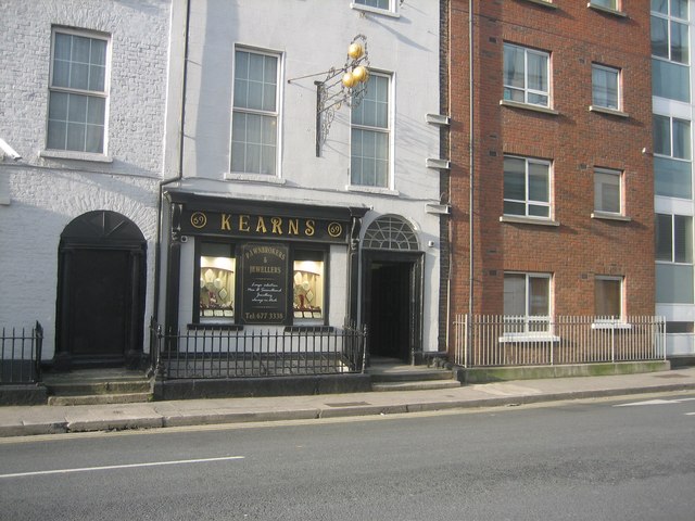 Pawnbroker, Queen Street