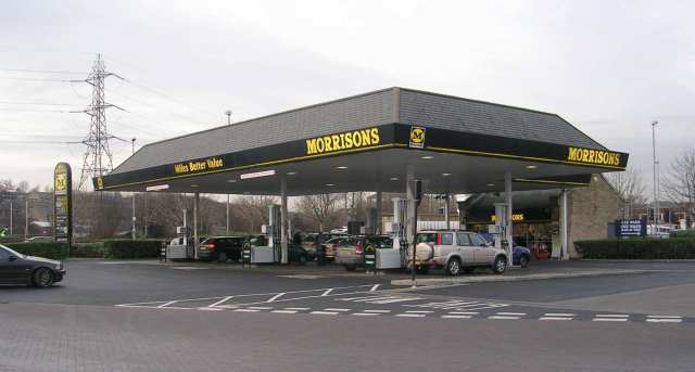 morrisons-petrol-filling-station-betty-longbottom-geograph