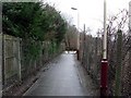 Path leading to tunnel to Hyndland station