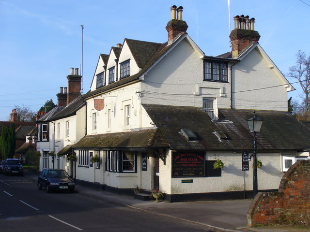 Drummond Arms, Albury © Colin Smith :: Geograph Britain and Ireland