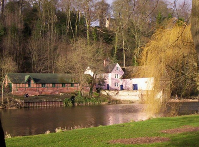 Boathouse on River Wear, Durham