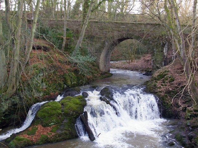 Arbirlot Bridge and Falls © Alan Morrison :: Geograph Britain and Ireland