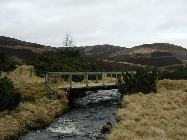 Bridge over Ernan Water
