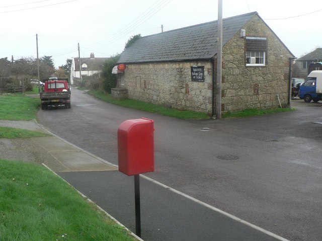 Shalfleet: village store and post office