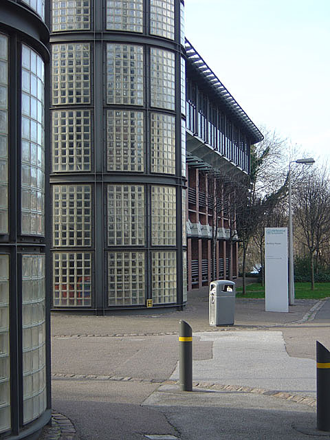 HM Revenue And Customs Alan Murray Rust Cc By Sa 2 0 Geograph   679656 373239da 