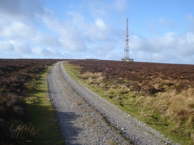 Track to the Black Mixen communications mast