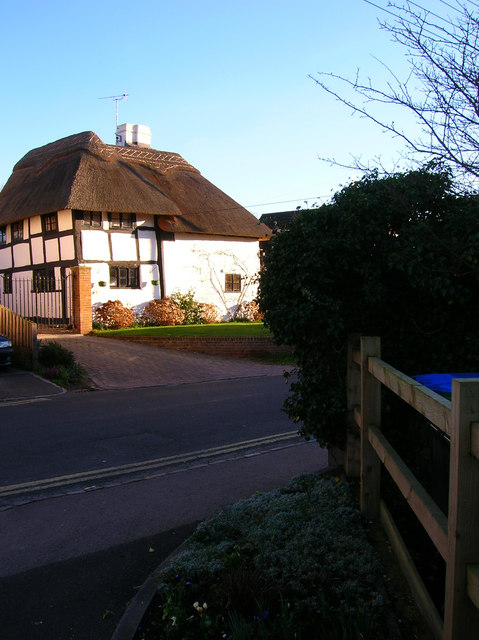 The Old Thatch, Lodge Lane