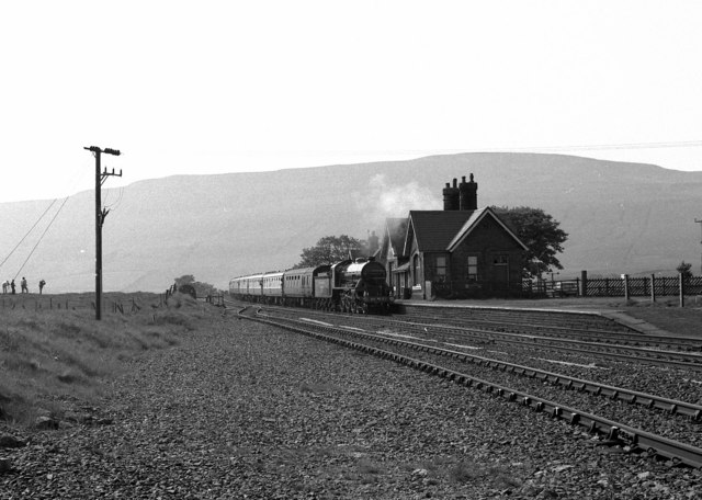 Ribblehead Station © Dr Neil Clifton :: Geograph Britain And Ireland