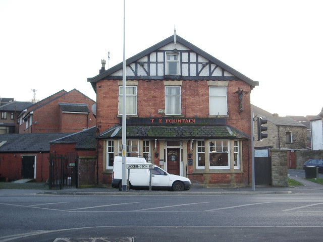 The Fountain, 160 Accrington Road,... © Alexander P Kapp cc-by-sa/2.0 ...