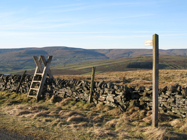 Footpath from Scarsike Head to Whitley Hills