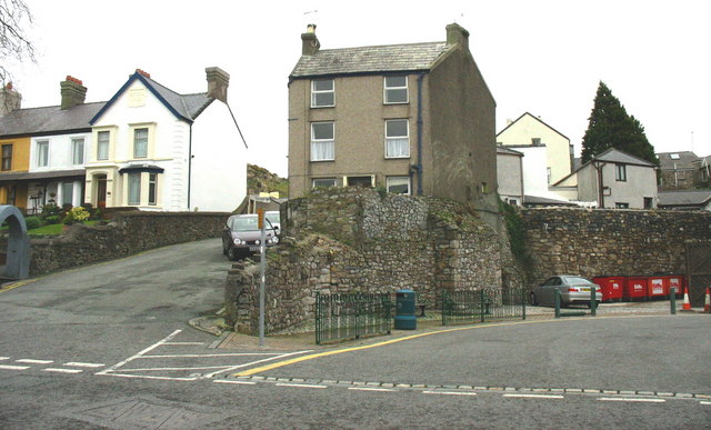 An angular house at the corner of Relwe and Balaclava