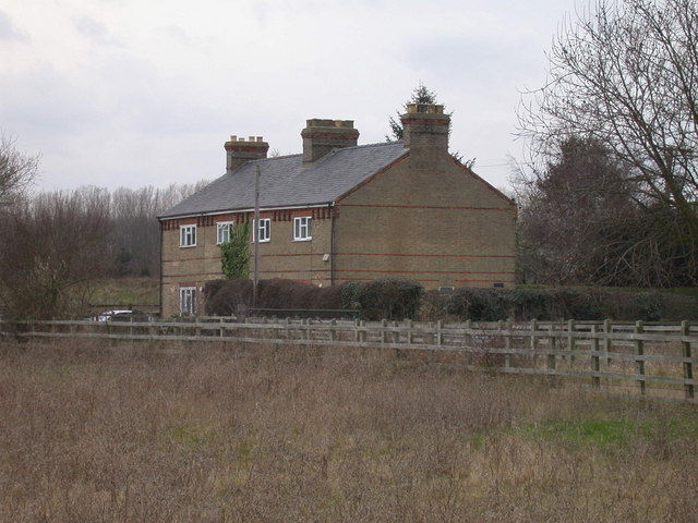 Haggis Farm Cottages, Cambridge Road