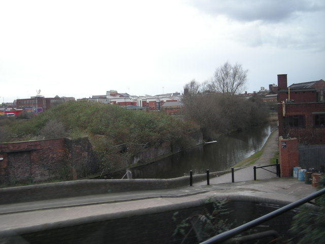 Canal near Wolverhampton Station