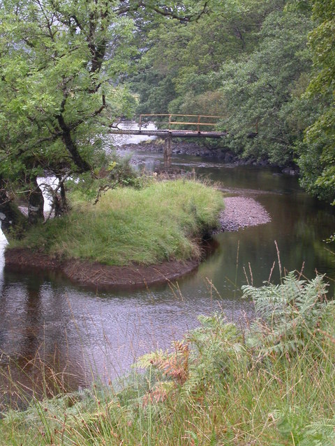 River Aline and footbridge,near the Snag Pool