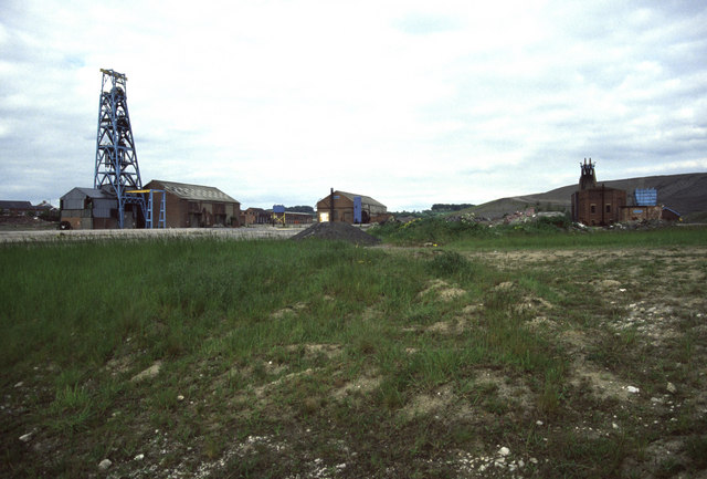 Hickleton Colliery © Chris Allen :: Geograph Britain and Ireland