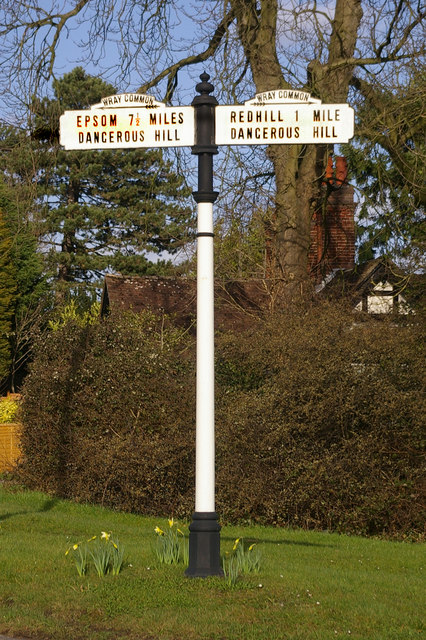 19th Century road sign © Ian Capper :: Geograph Britain and Ireland