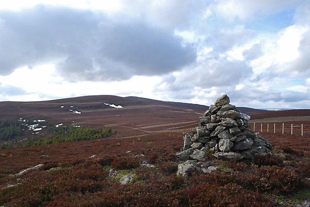 Cairn on the south summit of Carn Dearg - 2