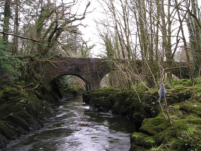 River Teifi and Henllan Bridge © Marion Phillips cc-by-sa/2.0 ...