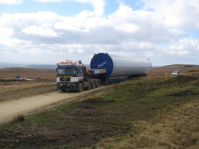 Centre section for Tower No 7 arrives on Scout Moor