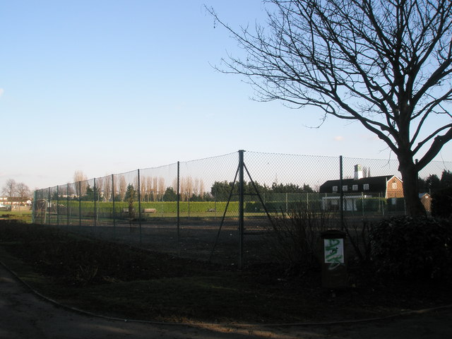 Deserted tennis courts at Drayton Park