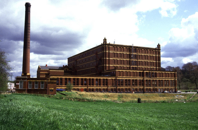 Pear Mill, Bredbury © Chris Allen cc-by-sa/2.0 :: Geograph Britain and ...