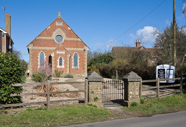 West Wellow Methodist Church, Maurys... © Peter Facey :: Geograph ...