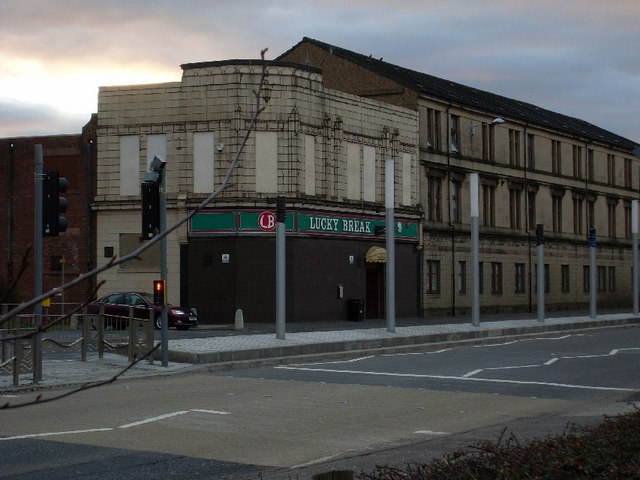 Lucky Break, Clydebank © Stephen Sweeney :: Geograph Britain and Ireland