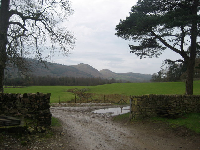 View towards Raven Crag
